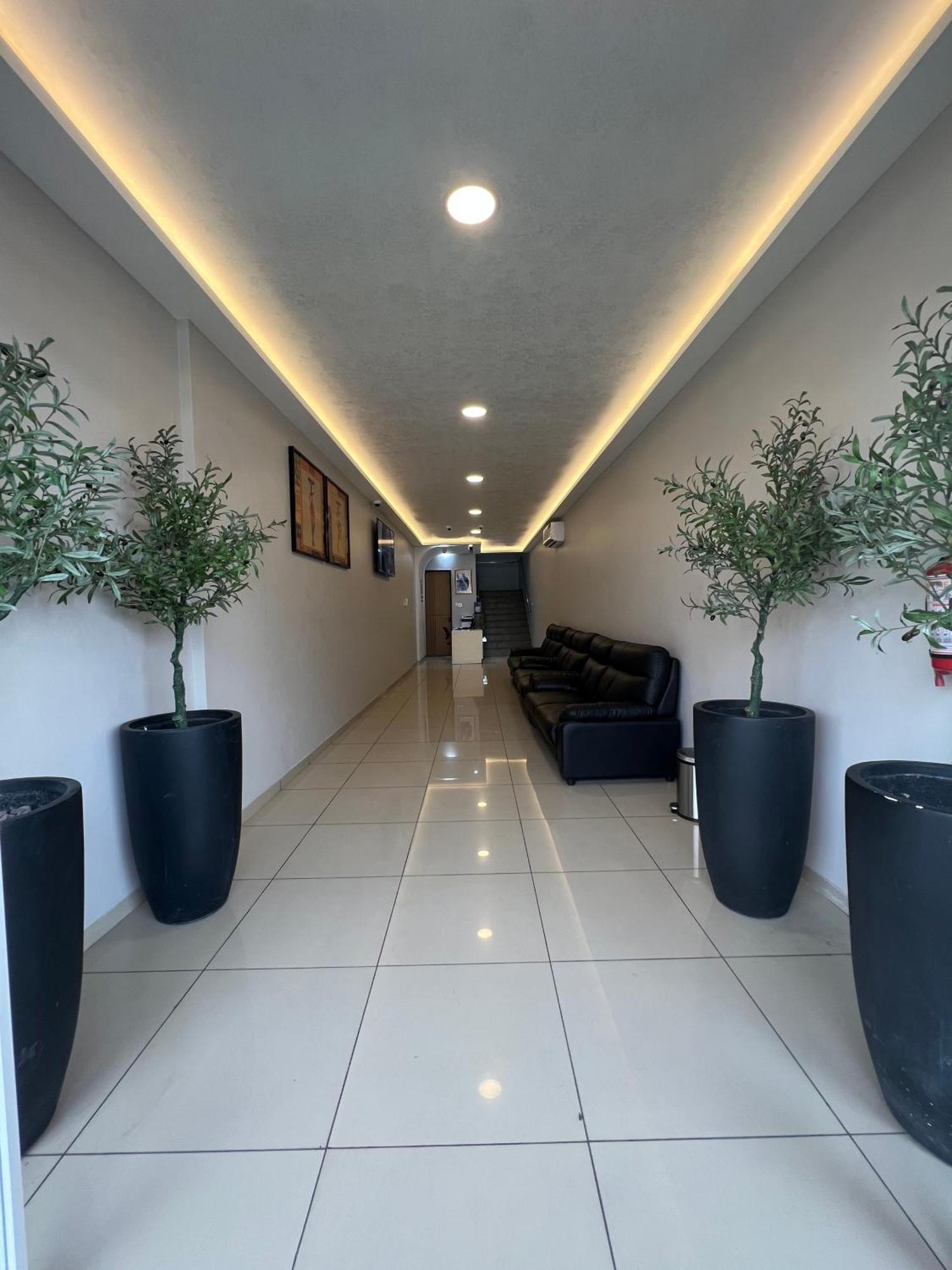 Ixoras Hotel Victoire Κινσάσα Εξωτερικό φωτογραφία