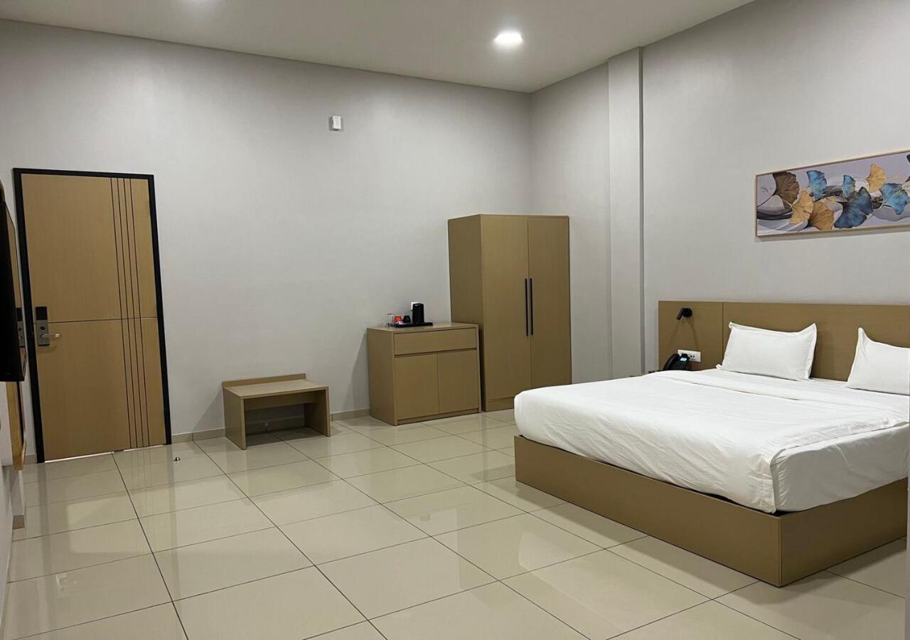 Ixoras Hotel Victoire Κινσάσα Εξωτερικό φωτογραφία