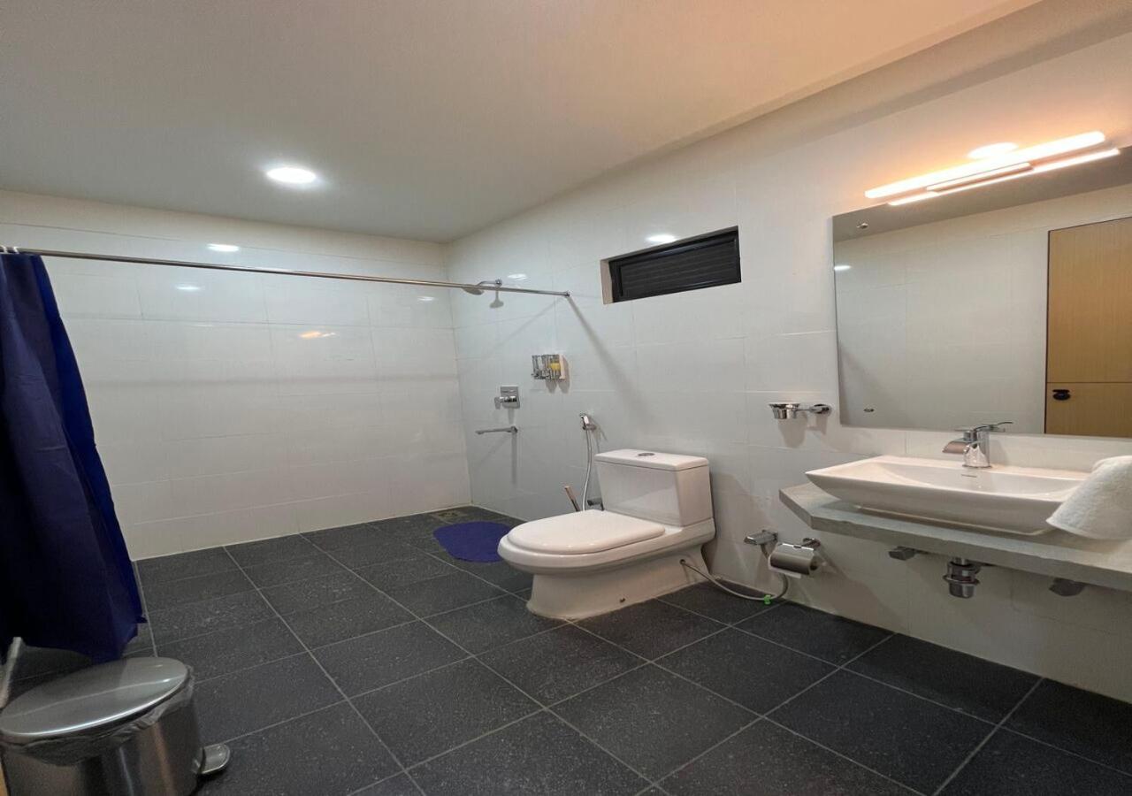Ixoras Hotel Victoire Κινσάσα Εξωτερικό φωτογραφία